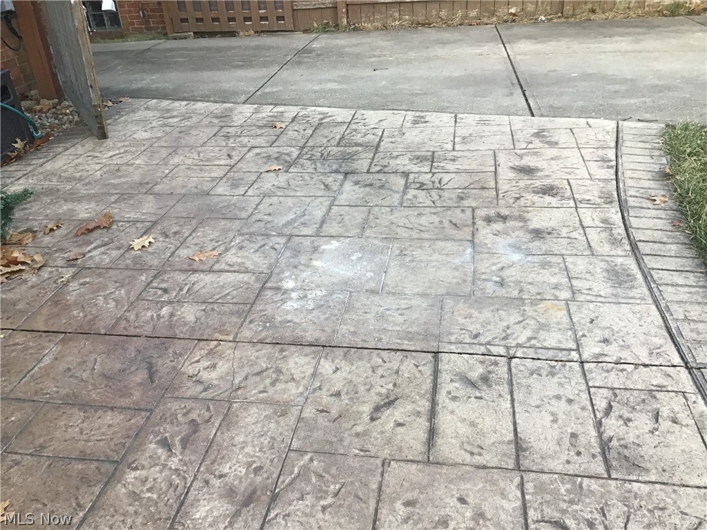 S H Kleinman Realty Companys - Residential