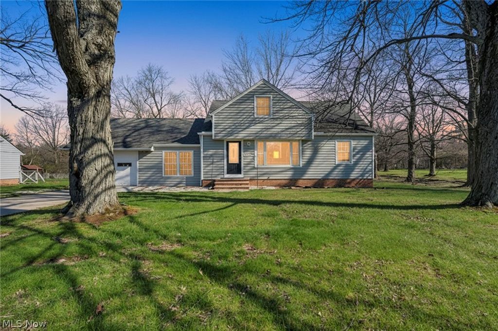 Photo of 25595 Highland Road, Richmond Heights, OH 44143 (MLS # 5197524)