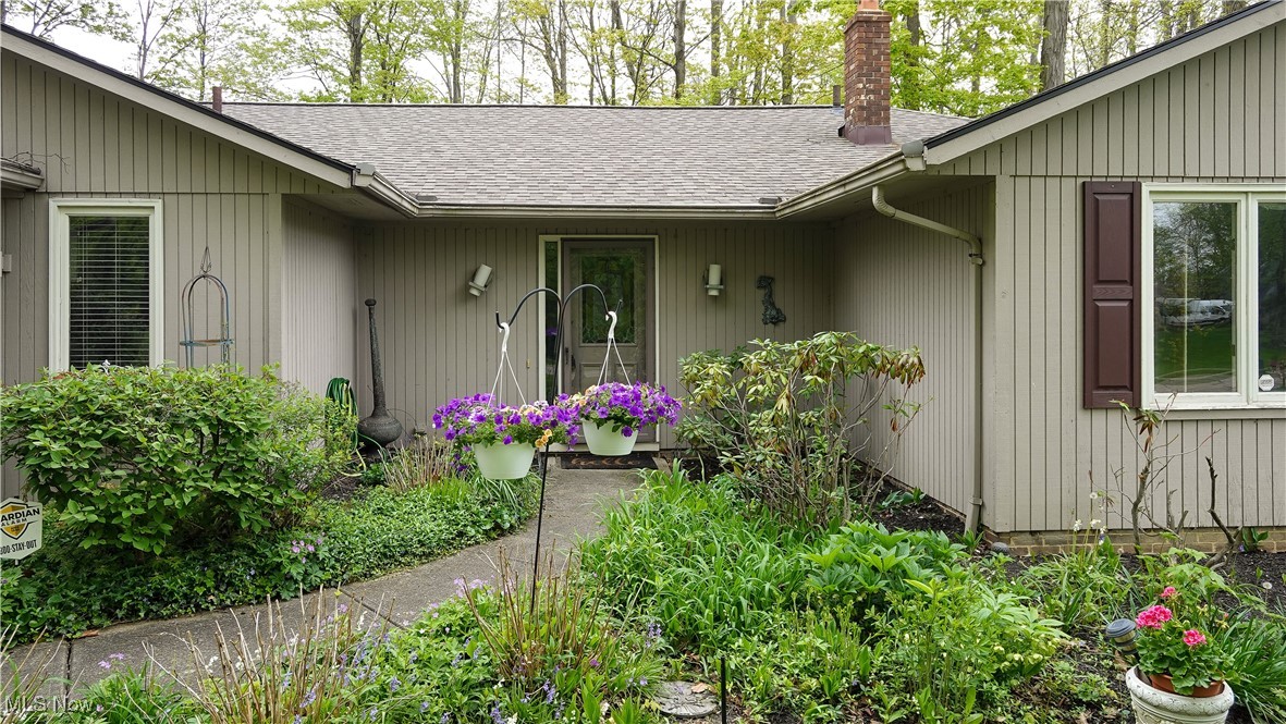 5385 Parkside Trail, Solon, Ohio image 27