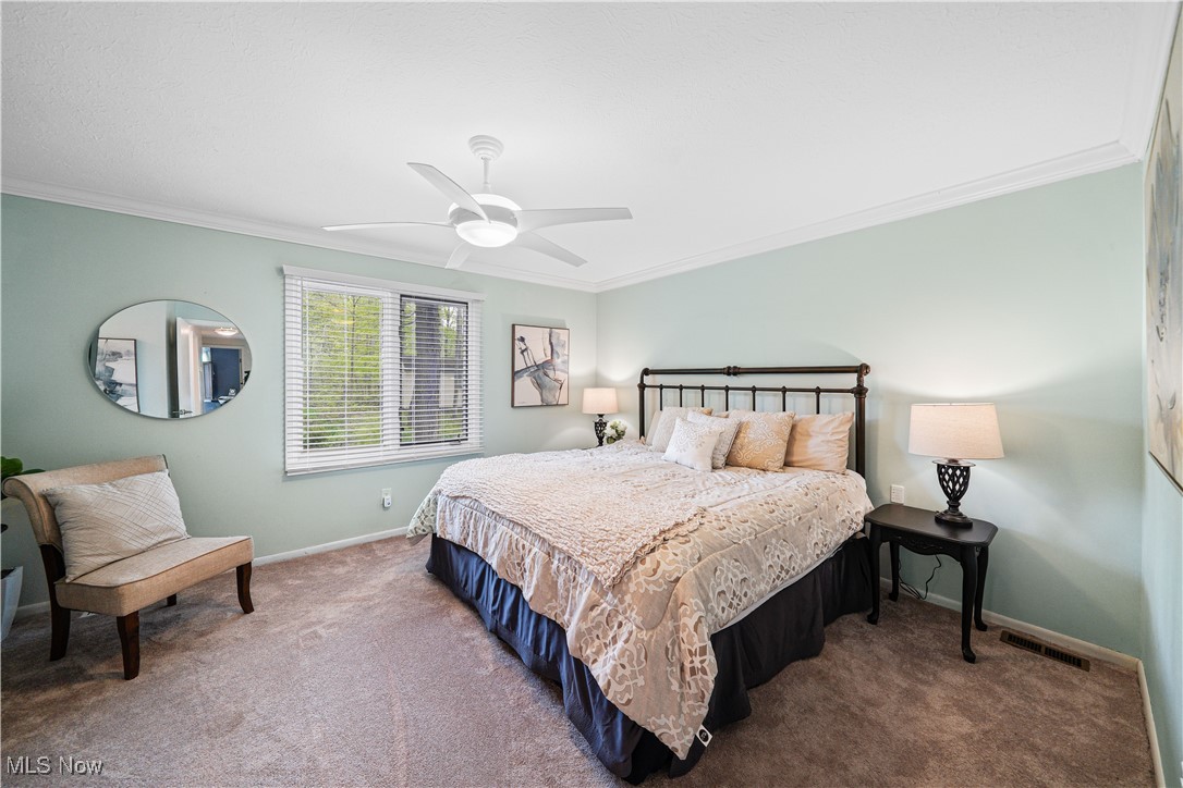 5385 Parkside Trail, Solon, Ohio image 14