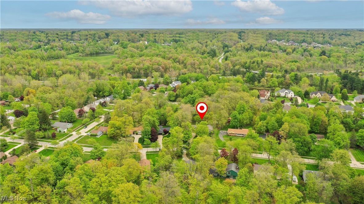 5385 Parkside Trail, Solon, Ohio image 40