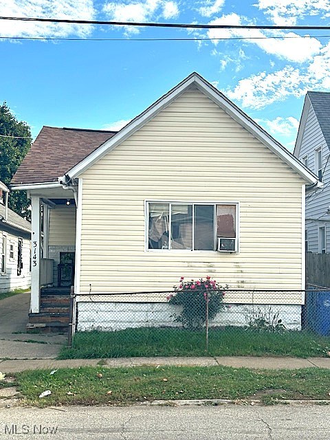3143 Trowbridge Avenue