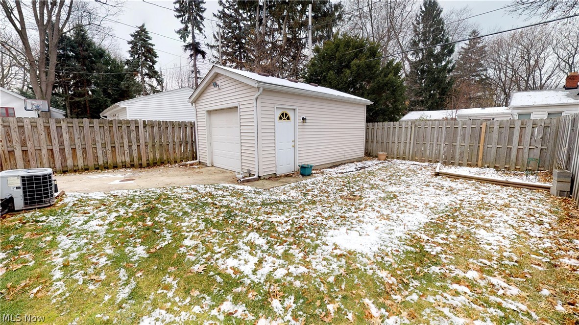 Arrowhead Beach - Residential