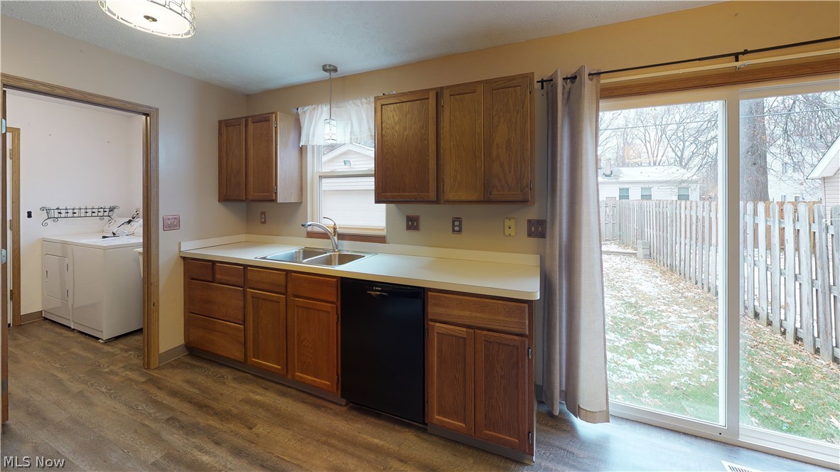 Arrowhead Beach - Residential