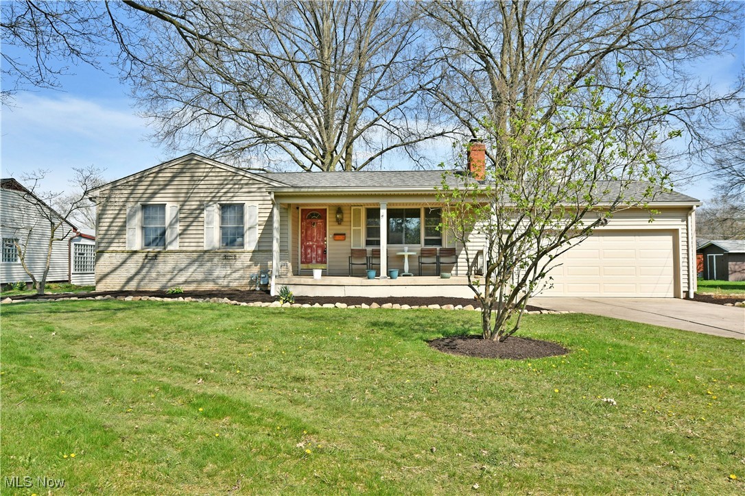 1065 Collins Avenue, Austintown, Ohio image 2