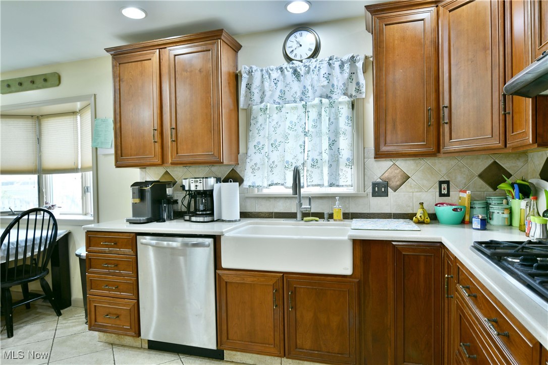1065 Collins Avenue, Austintown, Ohio image 13