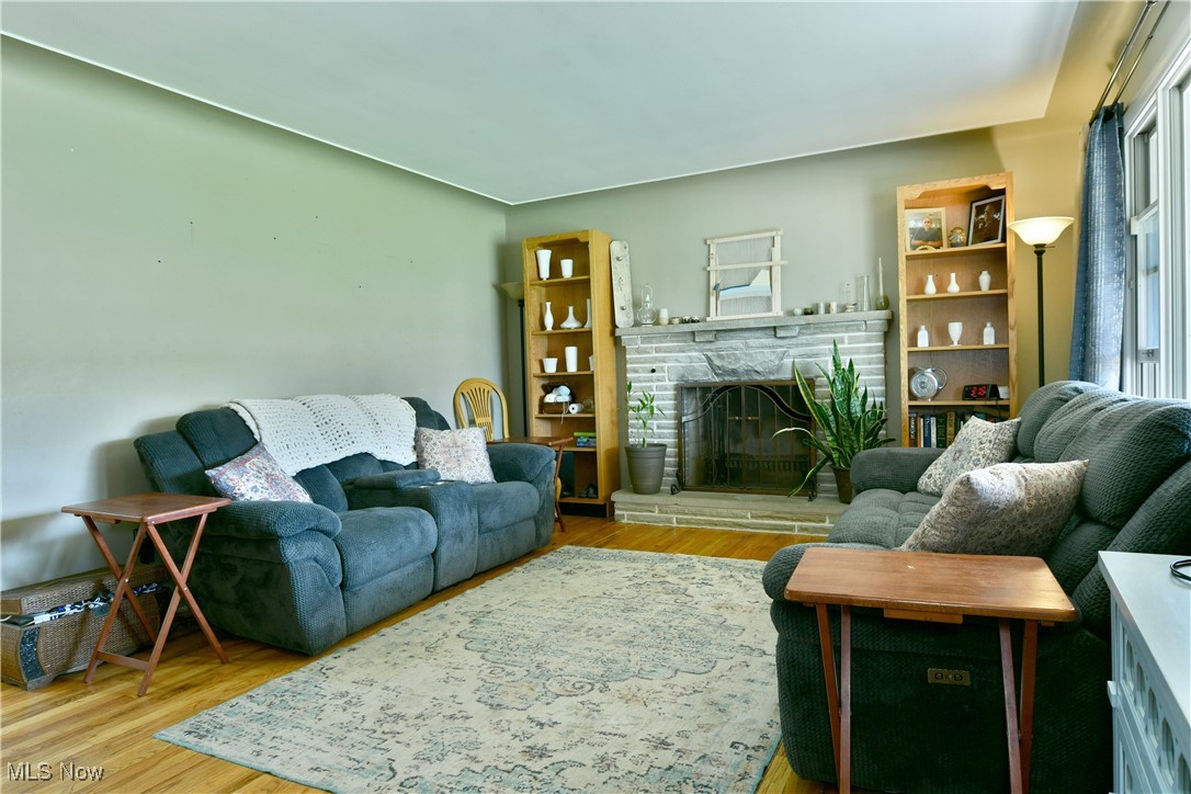1065 Collins Avenue, Austintown, Ohio image 4