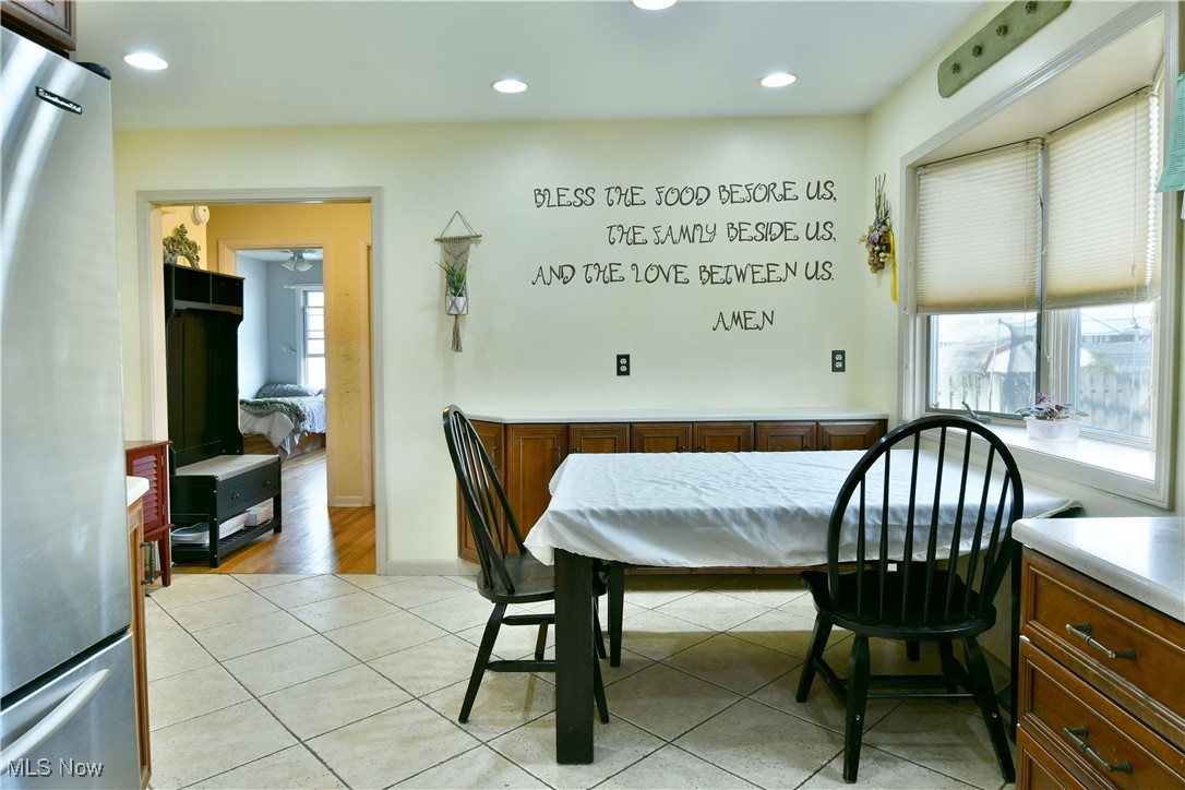 1065 Collins Avenue, Austintown, Ohio image 15