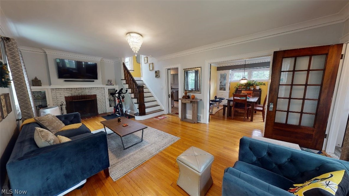 Crestwood - Residential