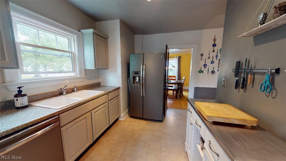 Crestwood - Residential