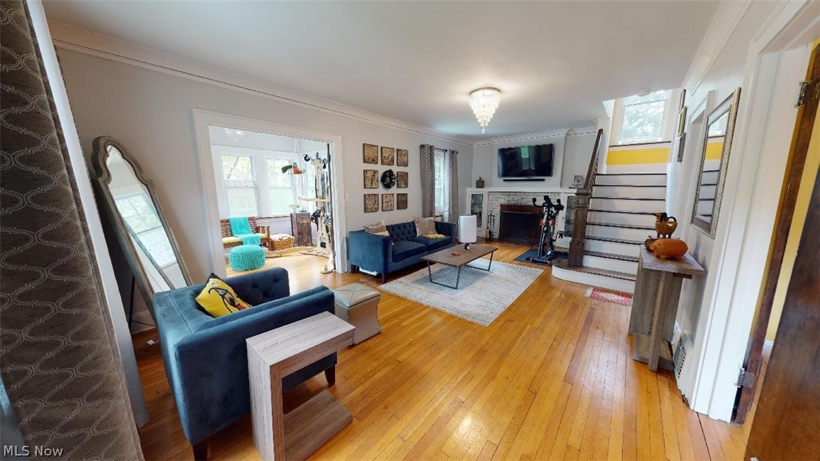 Crestwood - Residential
