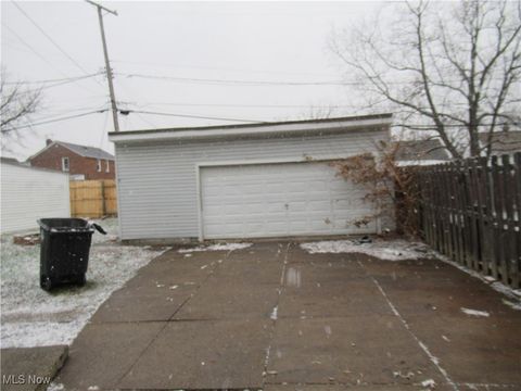 Tiny photo for 4480 W 148th Street, Cleveland, OH 44135 (MLS # 5178384)