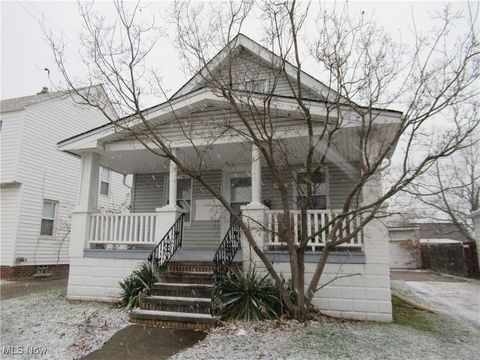 Photo of 4480 W 148th Street, Cleveland, OH 44135 (MLS # 5178384)
