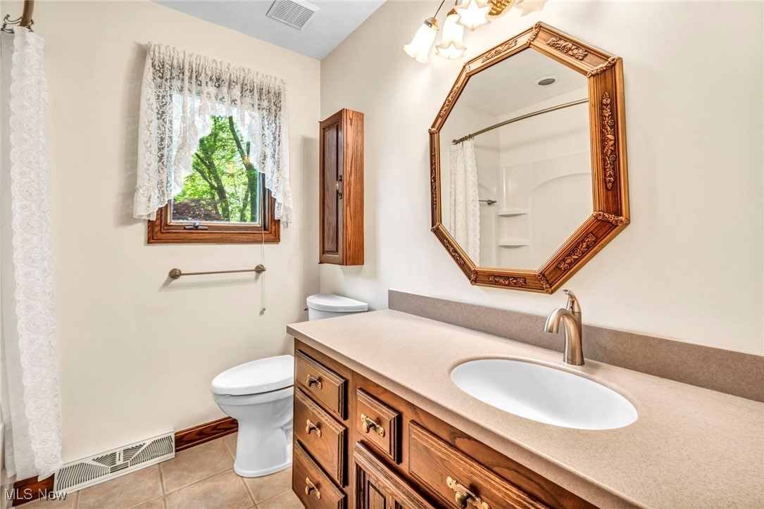 1042 Reedy Drive, Wadsworth, Ohio image 16