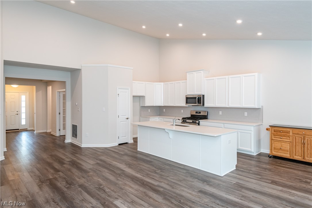 Carriage Trls Ph Vii Sec 6 - Residential