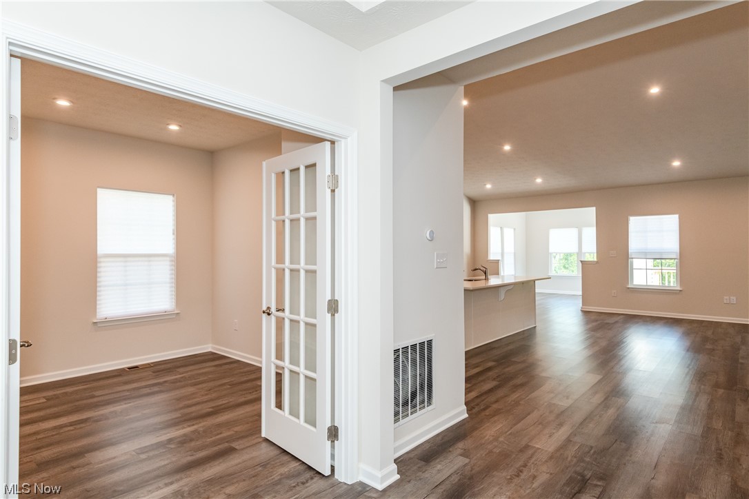 Carriage Trls Ph Vii Sec 6 - Residential