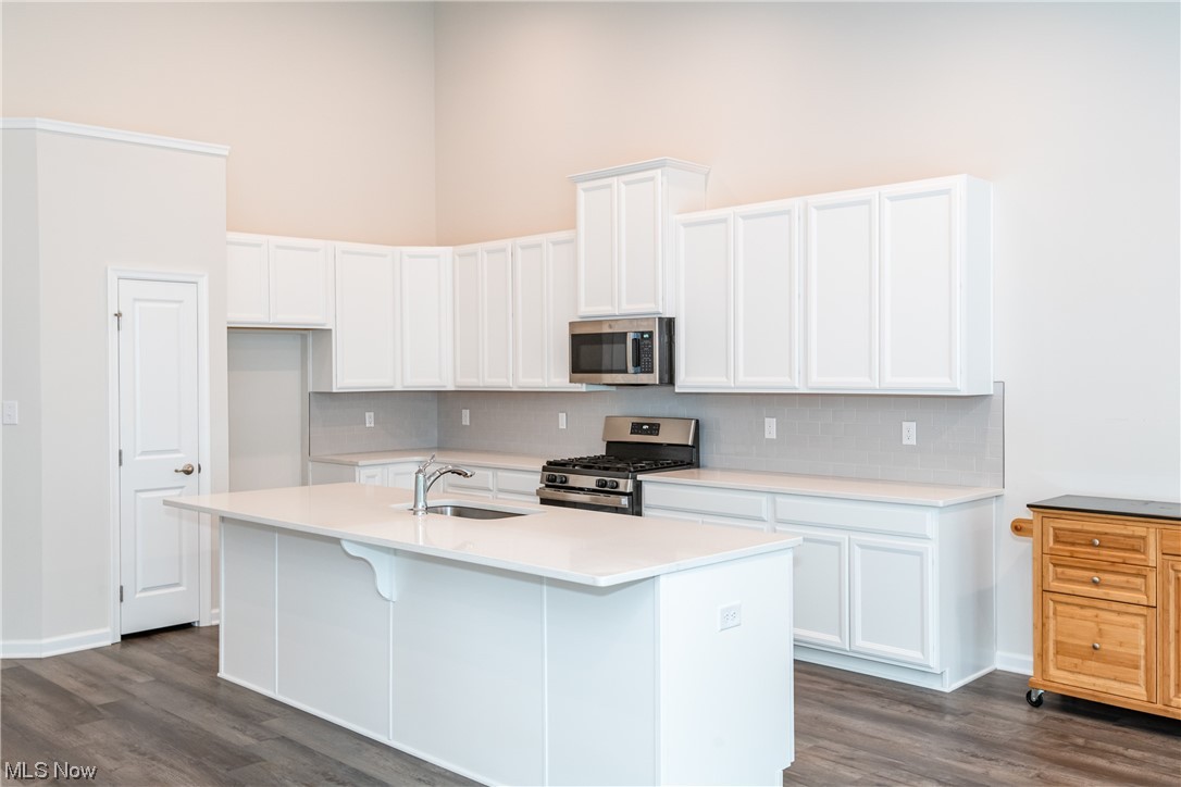 Carriage Trls Ph Vii Sec 6 - Residential