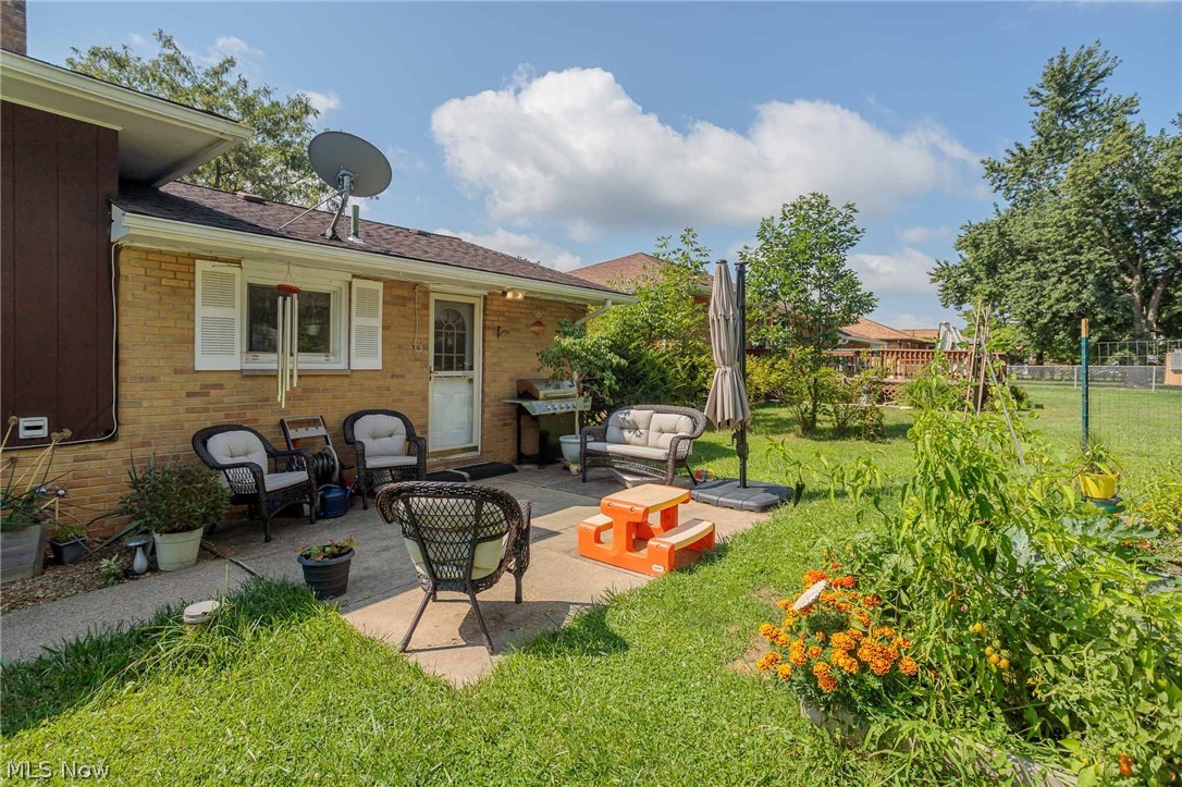 J & R Bldg Co - Residential