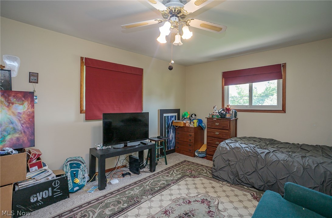 J & R Bldg Co - Residential