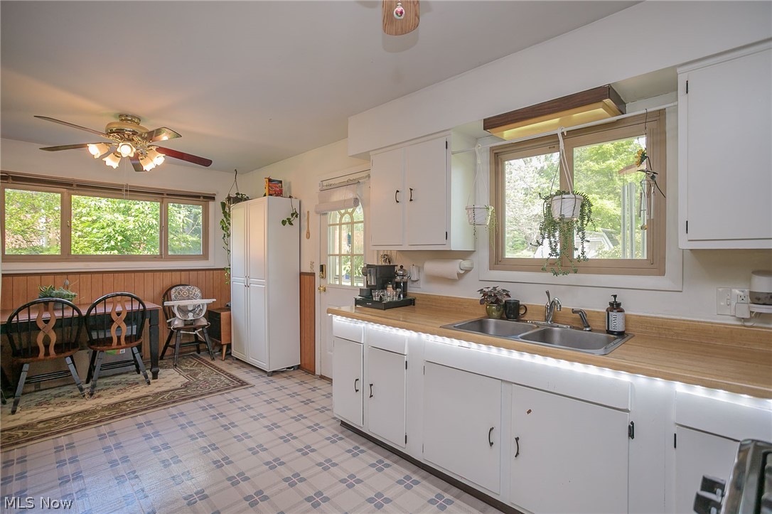 J & R Bldg Co - Residential