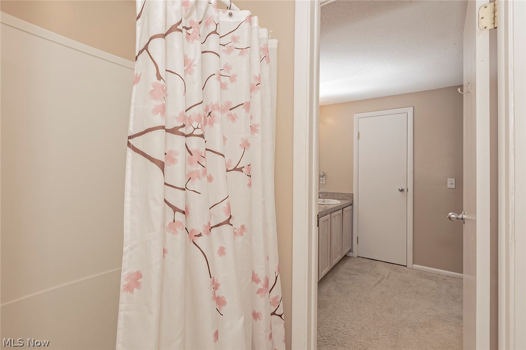 Heatherstone Condo - Residential