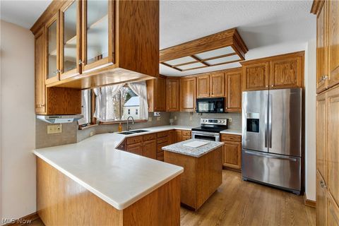 Tiny photo for 12224 Hoover Avenue NW, Uniontown, OH 44685 (MLS # 5186376)