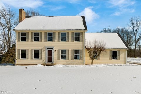 Tiny photo for 12224 Hoover Avenue NW, Uniontown, OH 44685 (MLS # 5186376)