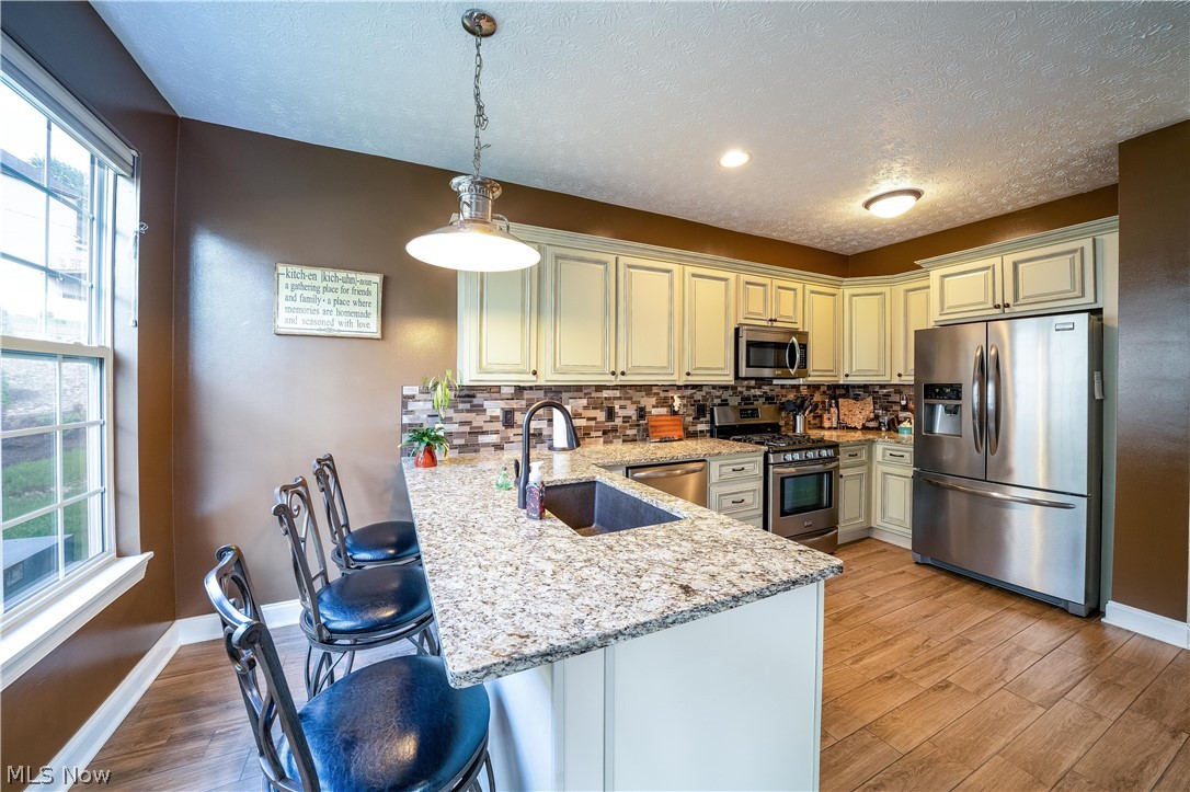 Falls River Crossing Ph I - Residential
