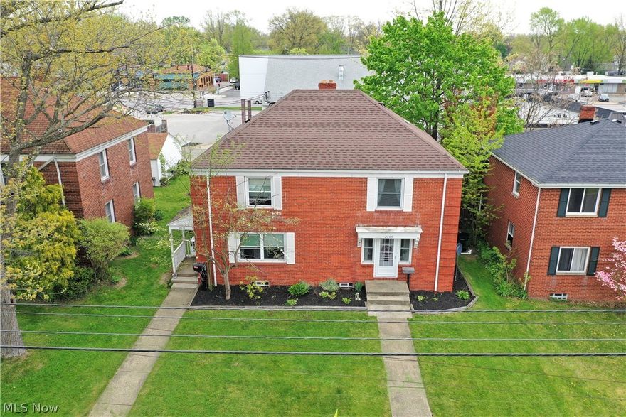 New Furnaces and A/C units in 2015. Updated Electric boxes, Windows & Roof replaced in 2000