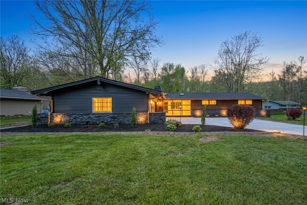 Photo of 36265 Timberlane Drive, Solon, OH 44139 (MLS # 5211813)