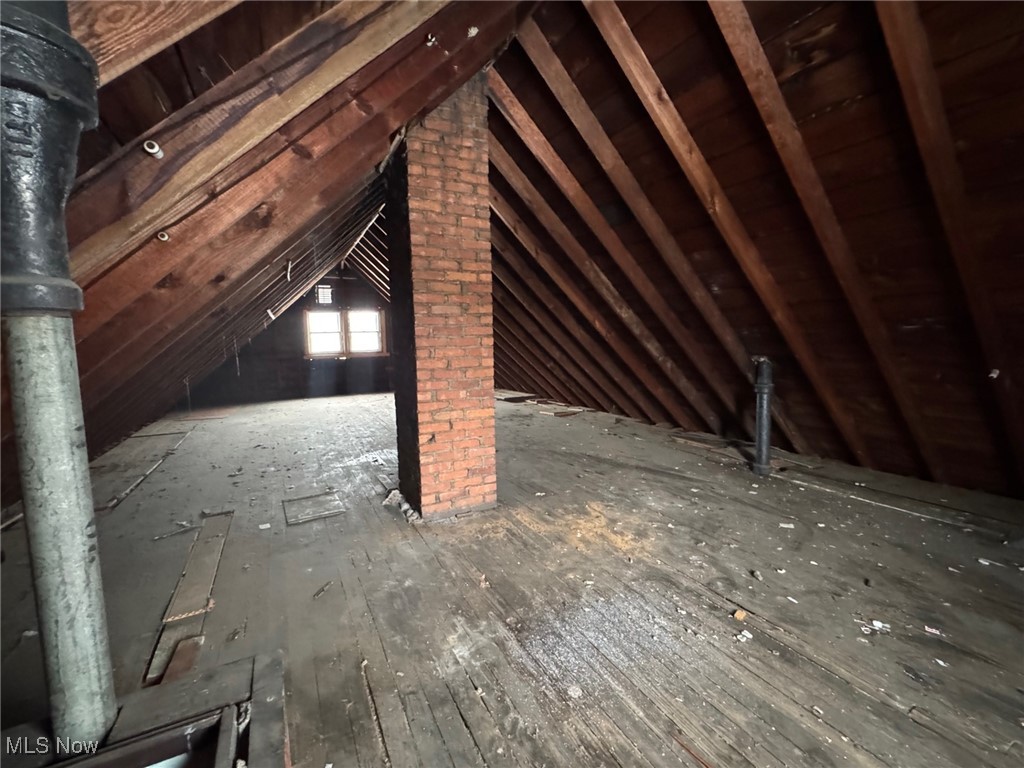 Berwald-Stewart Cos Colonial - Residential Income