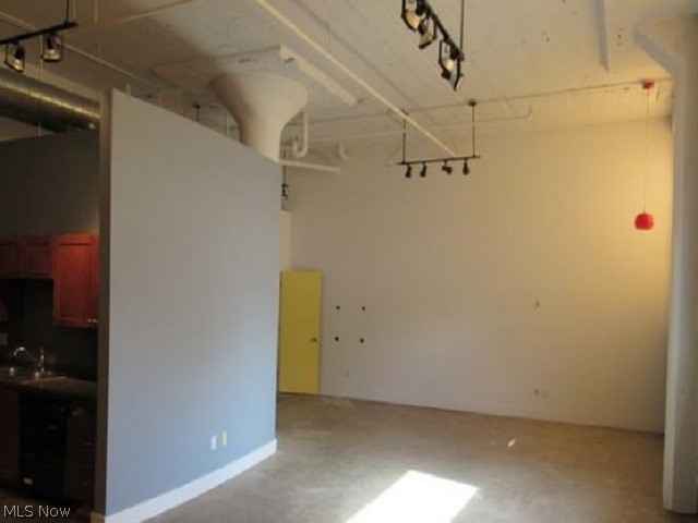 Painters Loft Condo - Residential