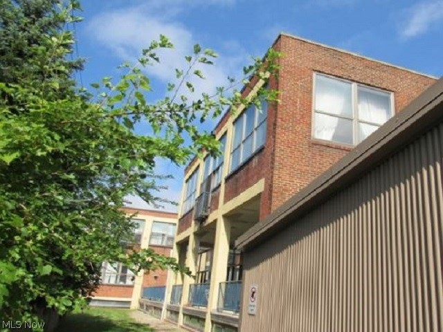 Painters Loft Condo - Residential