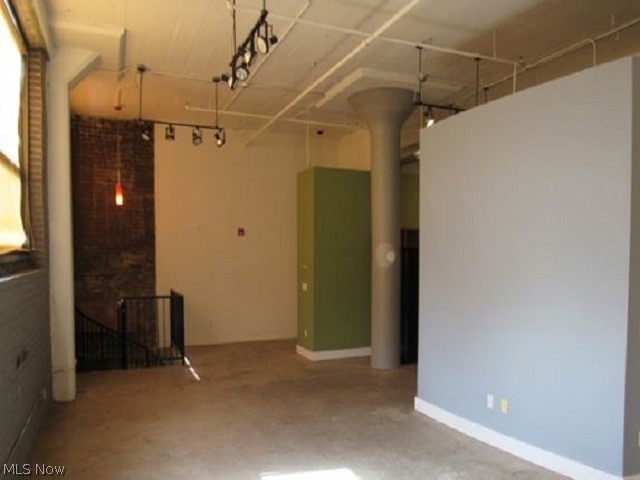 Painters Loft Condo - Residential