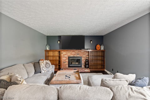 Tiny photo for 437 Farr Avenue, Wadsworth, OH 44281 (MLS # 5256061)