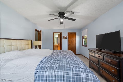 Tiny photo for 437 Farr Avenue, Wadsworth, OH 44281 (MLS # 5256061)