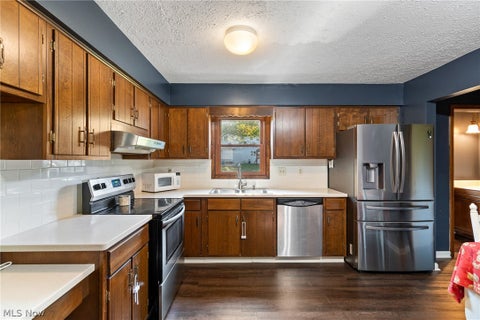 Tiny photo for 437 Farr Avenue, Wadsworth, OH 44281 (MLS # 5256061)