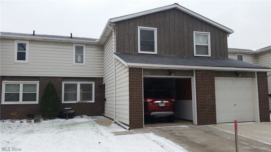 UPDATED CONDO WITH CRAFT MADE KITCHEN CABINETRY, CORIAN COUNTERTOPS & CERAMIC TILE FLOORING, LARGE LIVING RM WITH NEWER HARDWOOD/VANIER FLOORS IN 2012, NEWER TILT IN WINDOWS, NEWER FURNACE & NEW CONCRETE PRIVATE PATIO (2016) SETTING IN BACK.  THE INSIDE HAS JUST BEEN PAINTED THROUGHOUT.  NATURE STONE FLOORING IN LOWER LEVEL RECREATION ROOM.  NEWER CARPET IN HALLWAY & STAIRWELL IN 2016, CARPET IN REAR GUEST BED 2014.  UPDATED BATH WITH NEW TUB SURROUND 2016.   THIS IS A MOVE-IN READY HOME.