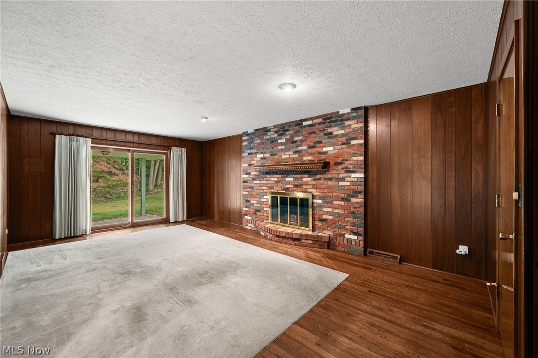 7833 Valley Villas Drive