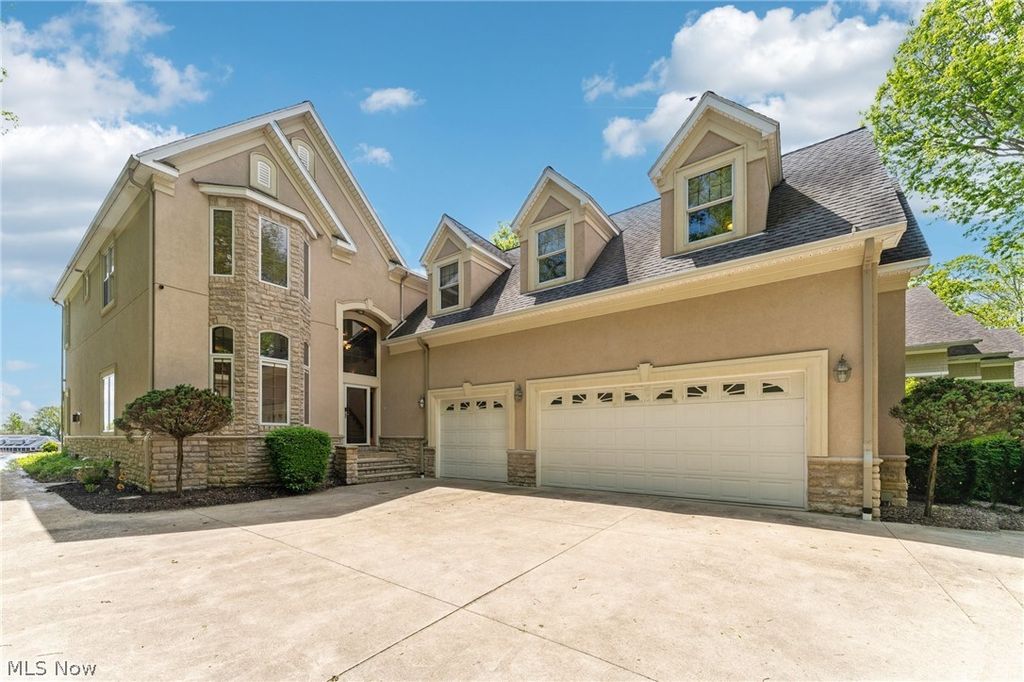 Photo of 3706 E Baycliffs Drive, Lakeside Marblehead, OH 43440 (MLS # 5202871)