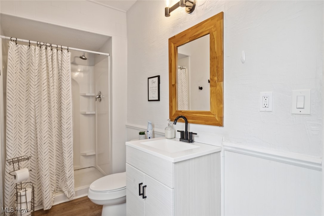 1347 Lakewood Avenue, Lakewood, Ohio image 24
