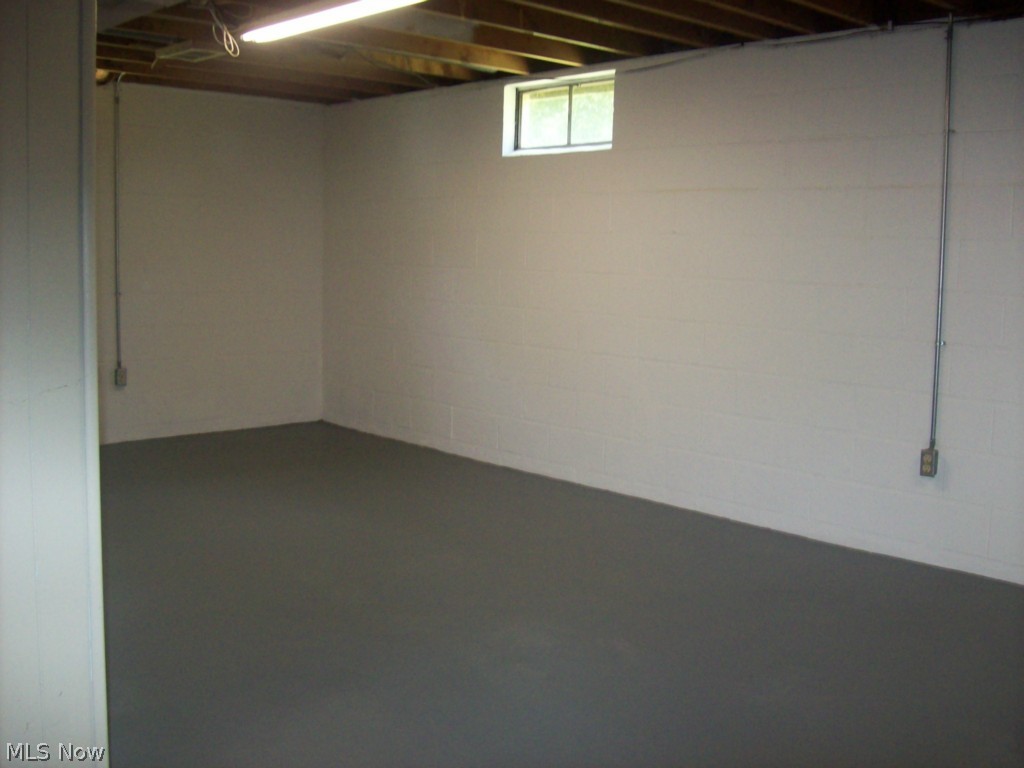 Nesmith Lake Heights - Residential Lease