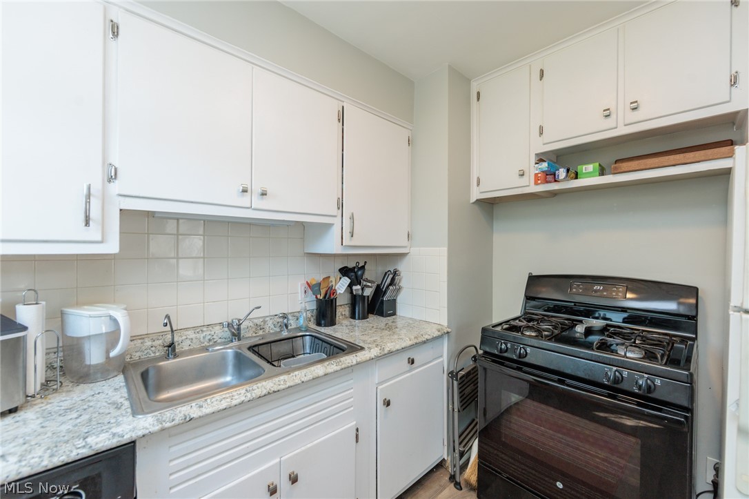 Colonial - Residential