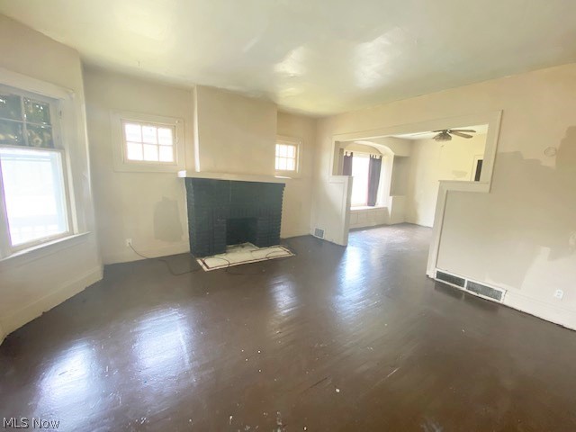 L J Hostotters 03 - Residential Income