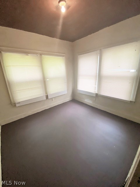 L J Hostotters 03 - Residential Income