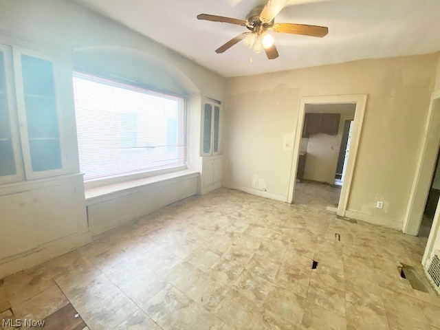 L J Hostotters 03 - Residential Income