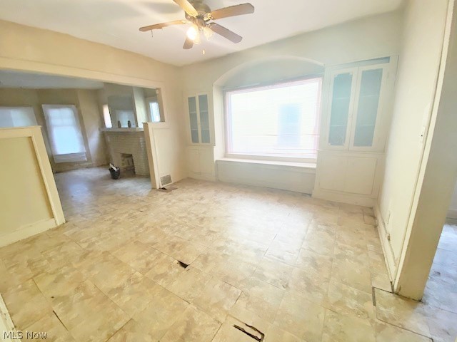 L J Hostotters 03 - Residential Income