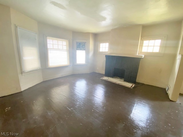 L J Hostotters 03 - Residential Income