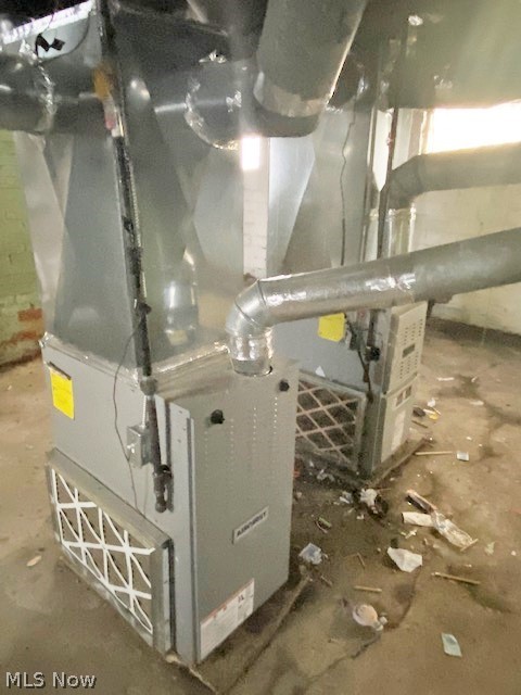 L J Hostotters 03 - Residential Income