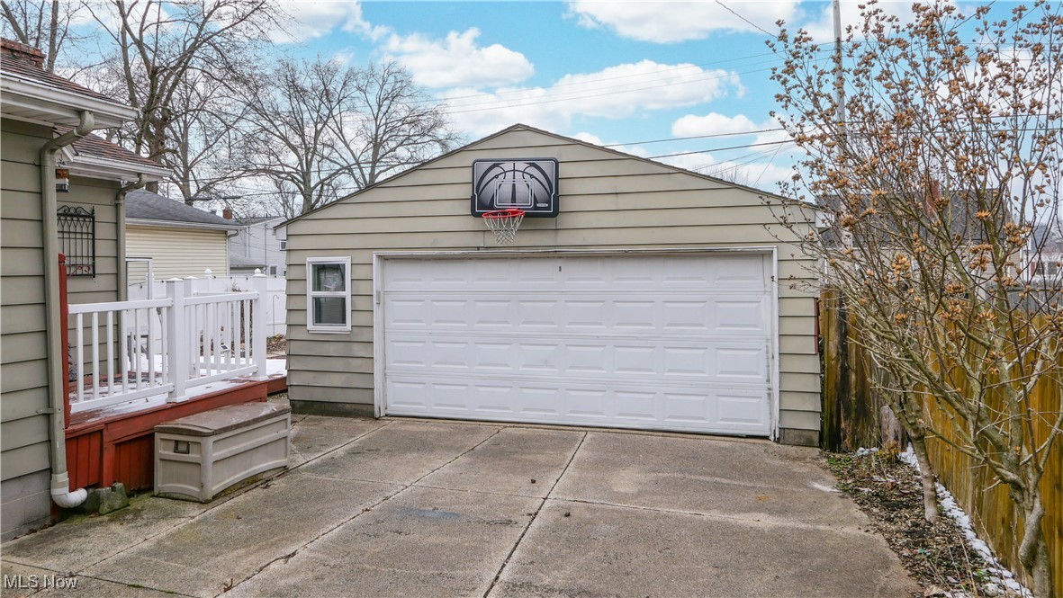 Friedhaven - Residential